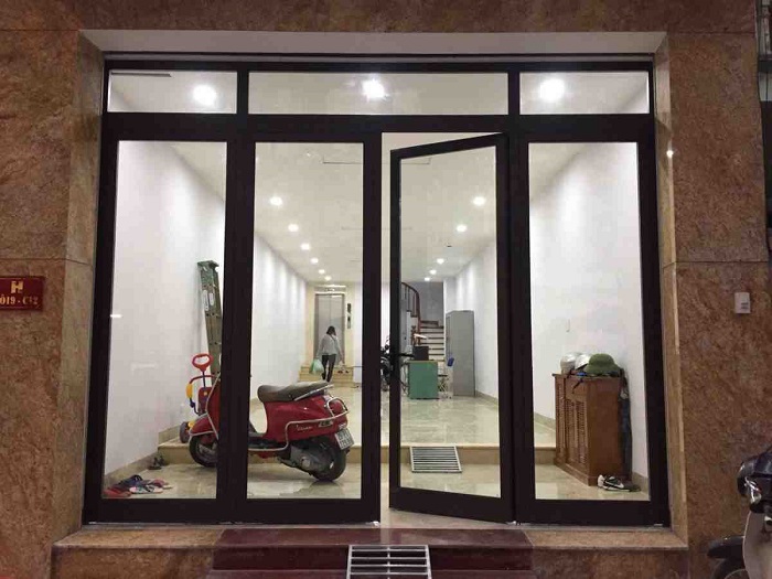 Ưu điểm cửa kính khung nhôm mang lại