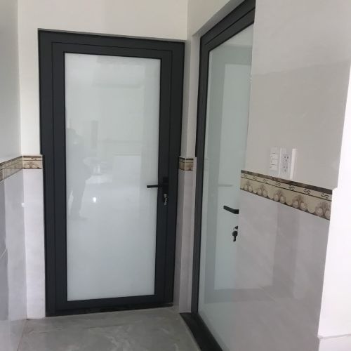Cửa đi 1 cánh nhôm Xingfa